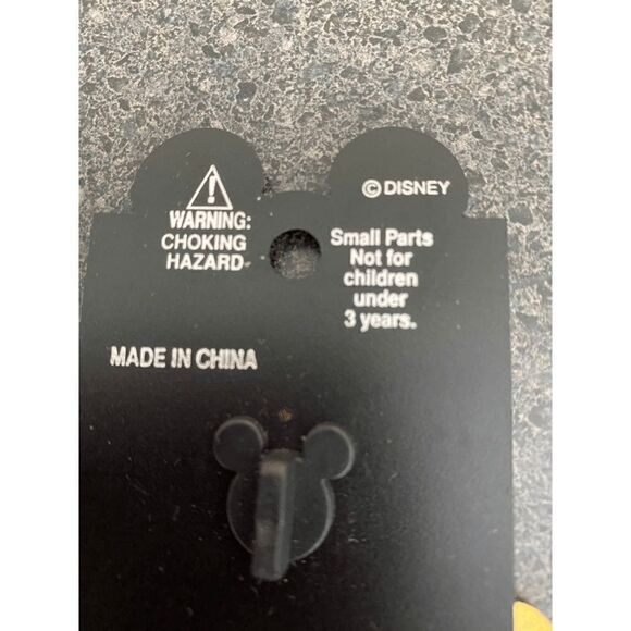 Vintage Disney Walt Disney & Mickey trading pin 2002 - Picture 6 of 8